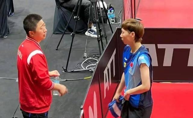 中国乒乓球队正在全力备战巴黎奥运会,师徒